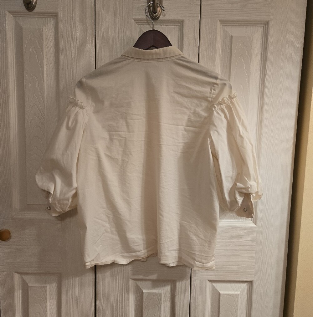 Cream Puff-Sleeve Button-Up Top - Picture 2 of 6